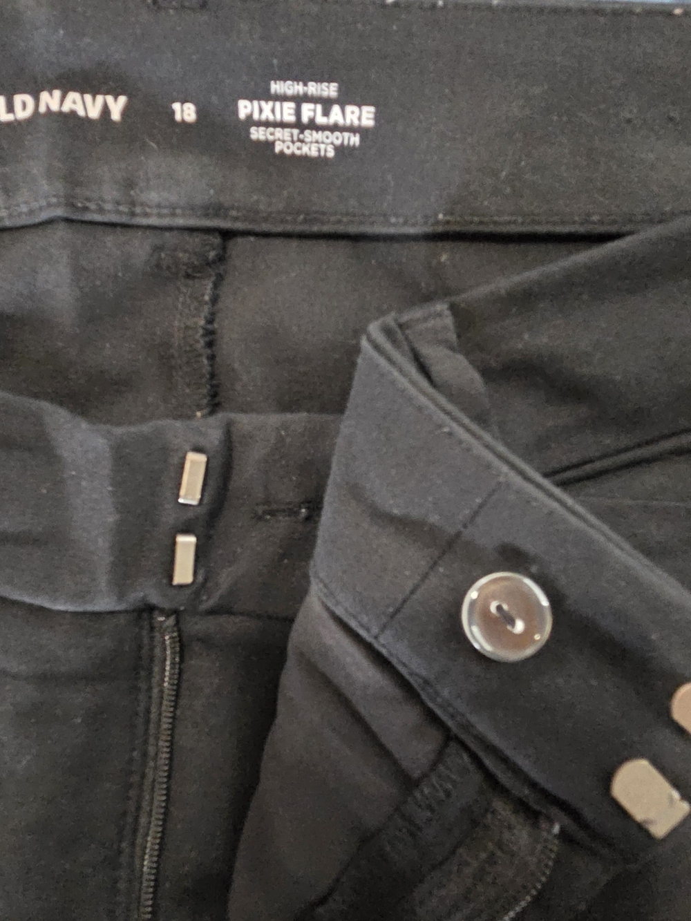 Old Navy Black Women's Boot Cut Pants - Picture 2 of 3